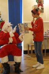 Breakfast-with-Signing-Santa-15