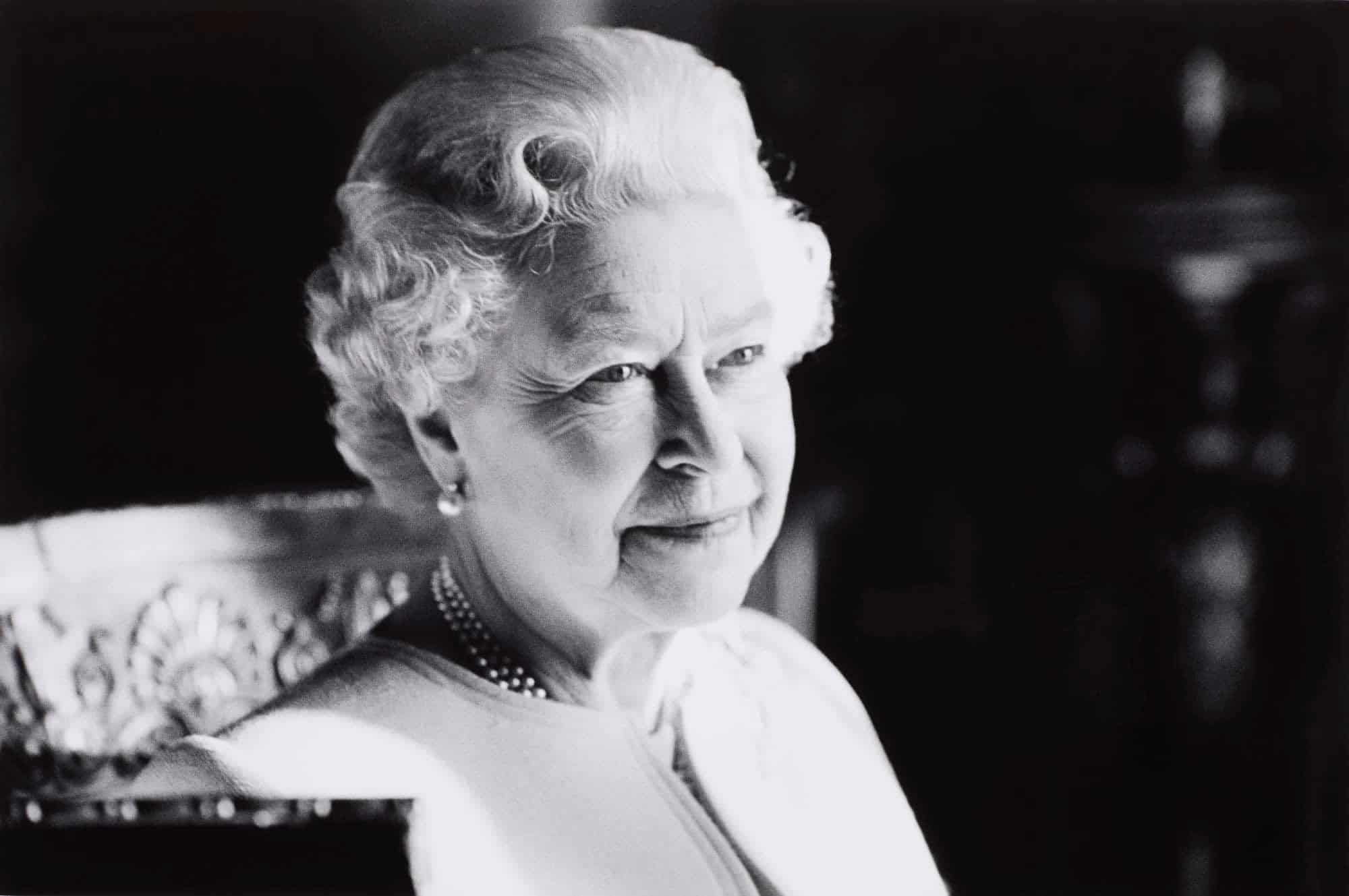 Black and white phot of The Queen.